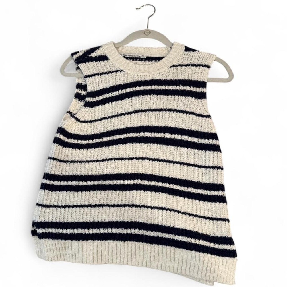 Abercrombie & Fitch cream and navy striped sweater vest